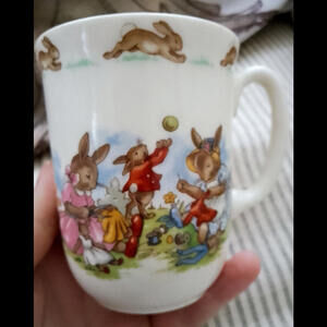 Royal‎ Doulton Bunnykins Vintage Cup Sewing Doll Clothes Fine Bone China